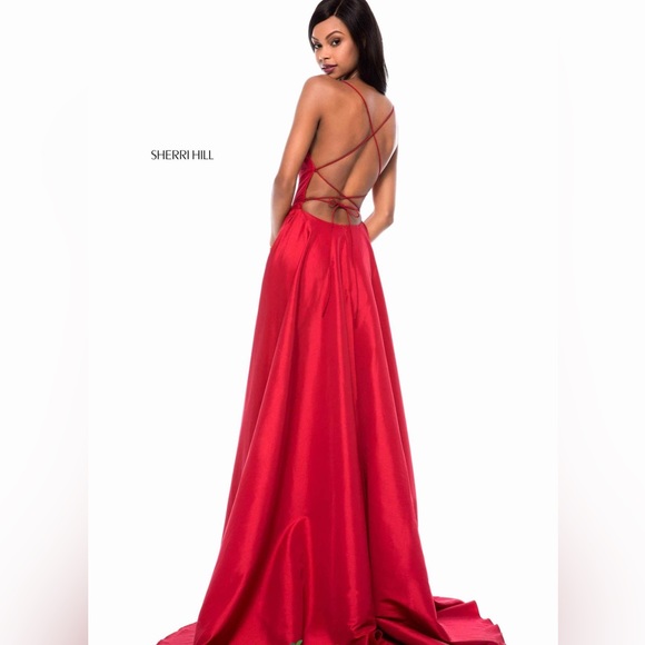 Dave & Johnny Sexy A line open back red gown - Picture 1 of 5